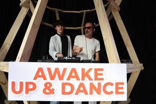Awake | Ale Lacroix