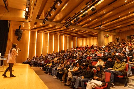 Conversatorio: "Cuando nos necesitamos: el valor de las redes de apoyo"
